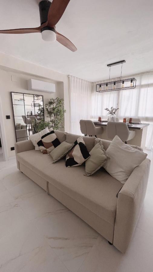 Precioso Apartamento Con Piscina A 3 Minutos De La Playa En Coche Torremolinos Kültér fotó